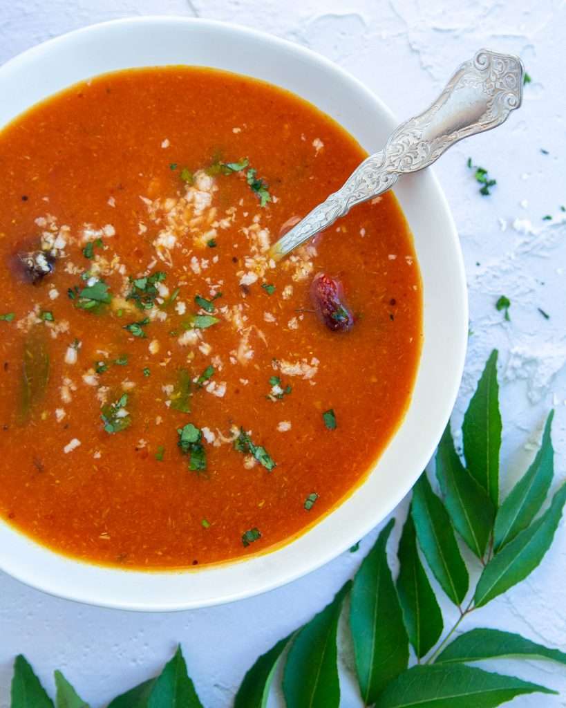 Tomato Saar with red tomatoes